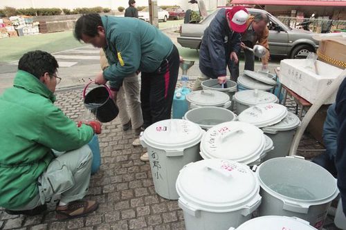 Photo: Memory of 1.17--the Great Hanshin Earthquake