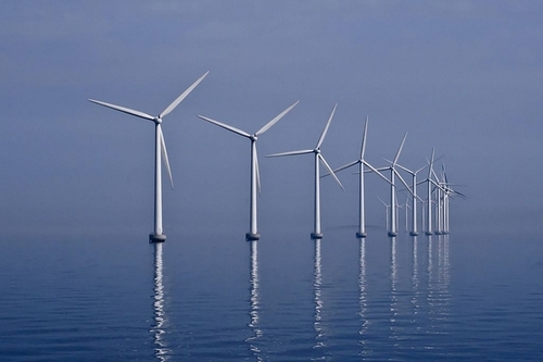 Middelgrunden_wind_farm.jpg