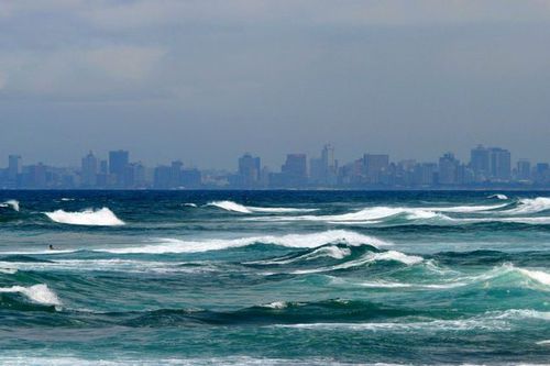 写真：海とダーバンスカイライン